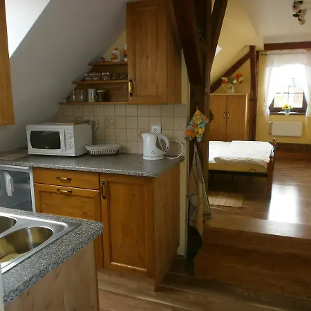 Apartment Ubytovani U Emilky *